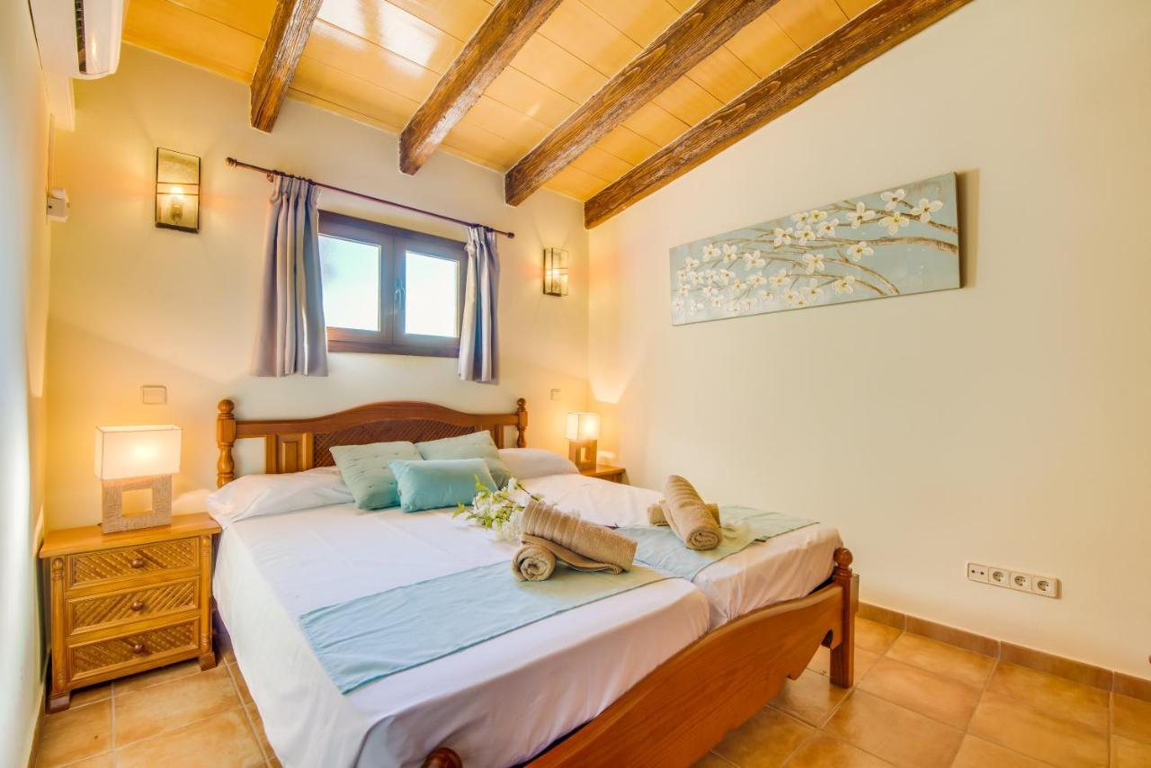 Finca Cas Padrins Manacor  Luaran gambar
